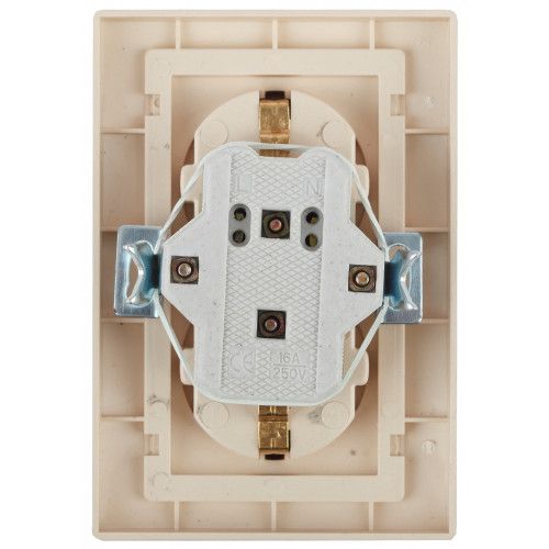 Розетка Intro Plano 1-205-03 с заземлением двойная 2X2P+E Schuko, 16А-250В, IP20, СУ, алюминий | код Б0053917 | ЭРА