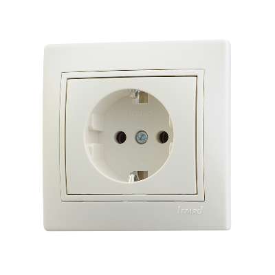 Розетка 1-м СП Mira с заземл. бакелит с крем. вставкой крем. LEZARD 701-0303-122B Розетка 1-м СП Mira с заземл. бакелит с крем. вставкой крем. LEZARD 701-0303-122B