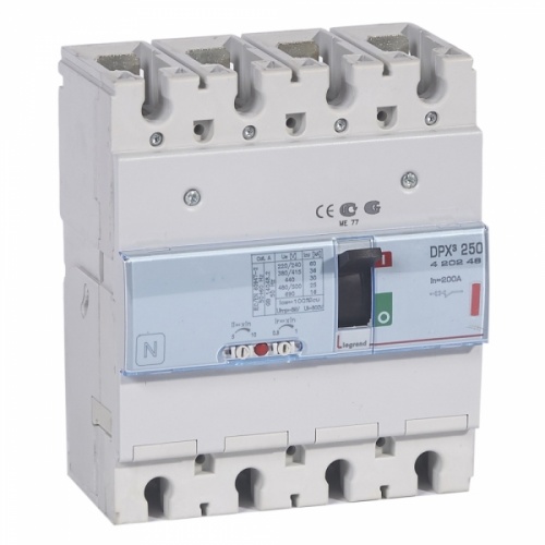 Автоматический выключатель DPX3 250 - термомагнитный расцепитель - 36 кА - 400 В~ - 4П - 200 А | код. 420248 | Legrand 