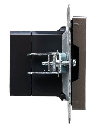 BRITE Роз. USB A+C 18Вт РЮ11-1-БрС сталь IEK | код BR-U22-018-K46 | IEK фото 6 BRITE Роз. USB A+C 18Вт РЮ11-1-БрС сталь IEK | код BR-U22-018-K46 | IEK фото 6