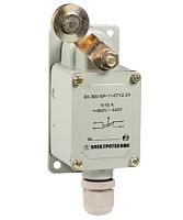 Выключатель концевой ВК-300-БР-11-67У2-12, рычаг с роликом, с сальником, ход влево, самовозврат, ступень 1- 41мм, IP67 (ЭТ) | код ET502350 | Электротехник