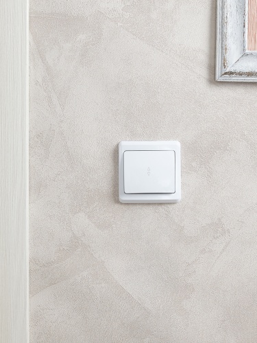 Выключатель 1-клавишный проходной ВСп10-1-0-ВБ 10А ВЕГА белый | код EVV12-K01-10-DM | IEK фото 3