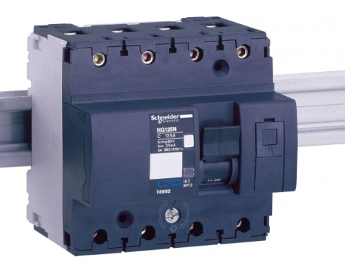 Выключатель автоматический четырехполюсный NG125L 25А C 50кА | код. 18813 | Schneider Electric 