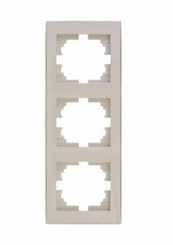 Рамка RAIN тройная вертикальная крем с боковой вставкой | код 703-0303-153 | Lezard Рамка RAIN тройная вертикальная крем с боковой вставкой | код 703-0303-153 | Lezard