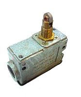 Микровыключатель МП 2303 У2 исп.07, IP54, толкатель с поперечным расположением ролика, торцевой, винт (ЭТ) | код ET006852 | Электротехник