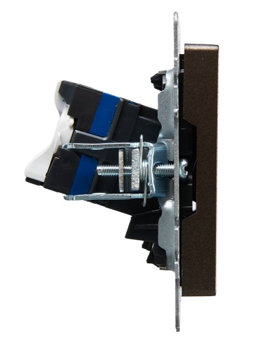 BRITE Роз. комп. 2-ая RJ45 кат.6 РК11-2-БрТБ бр. IEK | код BR-K20-2-K45 | IEK фото 6 BRITE Роз. комп. 2-ая RJ45 кат.6 РК11-2-БрТБ бр. IEK | код BR-K20-2-K45 | IEK фото 6