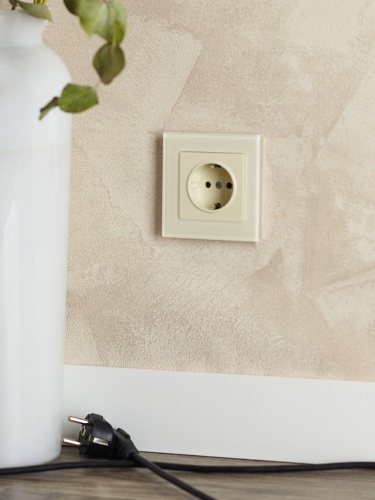 Рамка 1-м BRITE РУ-1-2-БрВа стекло ванильн. | код. BR-M12-G-K10 | IEK фото 3