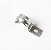 Скоба крепежная однолапковая СМО 19-20 метал. оцинк. | код TKE-SMK-19-20-1 | TOKOV ELECTRIC