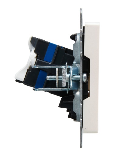 BRITE Роз. комп. RJ45 кат.6 РК11-БрЖ жемч. IEK | код BR-K10-2-K36 | IEK фото 5 BRITE Роз. комп. RJ45 кат.6 РК11-БрЖ жемч. IEK | код BR-K10-2-K36 | IEK фото 5