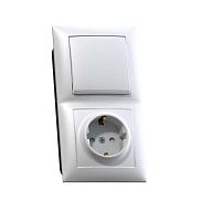 Блок СП БКВР-414 Селена (1-кл. выкл. + розетка с заземл. защ. шторки) сл. кость Кунцево 8173