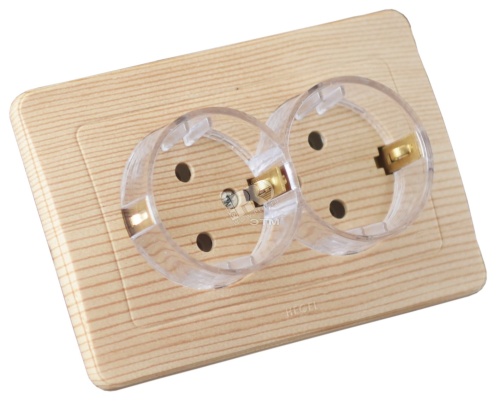 Розетка двойная скрытая с заземлением со шторками (стакан) сосна | код РС16-382-02 | HEGEL Розетка двойная скрытая с заземлением со шторками (стакан) сосна | код РС16-382-02 | HEGEL