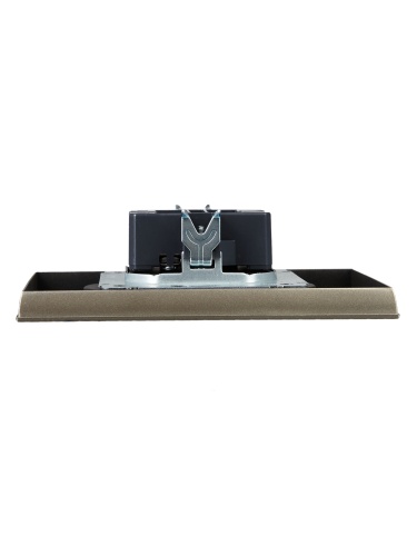 BRITE Роз. 2-я без з/к с з/ш 10А в сб. РСш12-2-БрШ шамп. IEK | код BR-R23-10-K37-F | IEK фото 5