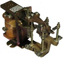 Реле электромагнитное РЭВ-822 24В | код A8119-77965108 | ЧЭАЗ