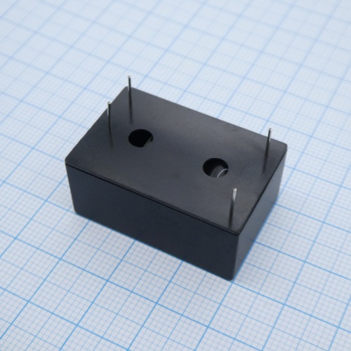 Источник питания AC-DC, 2Вт, вход 85…305В AC 47…63 Гц, 120...370B DC, выход 15В/133мА, изоляция 3000В AC, в корпусе на плату 33.7х22.2х15мм, -30...+85C, монтаж в отверстия | код IRM-02-15 | MeanWell