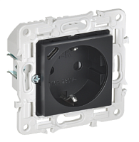 SKANDY Роз. с з/к/ш 16А с USB C 18Вт SK-R17Bl черн. IEK | код SK-R14-16-U14-018-K02 | IEK