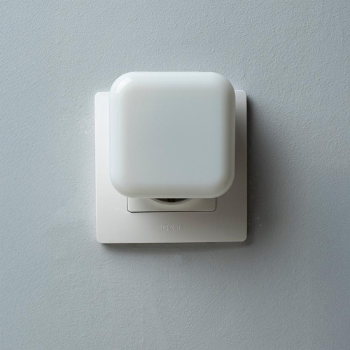 Светильник светодиодный JN-01-L 0.5Вт 6500К IP20 ночник в розетку датчик освещенности JazzWay 5061996 фото 3 Светильник светодиодный JN-01-L 0.5Вт 6500К IP20 ночник в розетку датчик освещенности JazzWay 5061996 фото 3