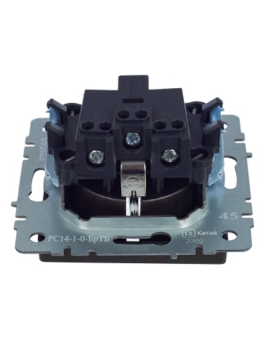 BRITE Розетка 1-местная с заземлением с защитными шторками 16А РС14-1-0-БрТБ темная бронза | код BR-R14-16-K45 | IEK фото 3