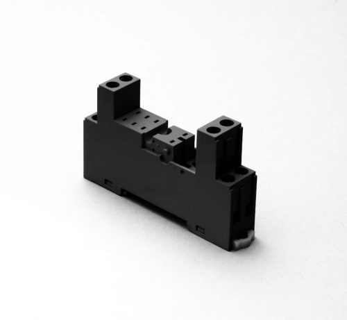 Розетка с винтовыми клеммами (с зажимной клетью) для реле 40.51, 40.52, 40.61, 40.62, применяются модули 99.80, в комплекте пластиковая клипса 095.91.3, версия: черный цвет (заказ минимум/кратно 1000шт) | код 958530SPA | FINDER