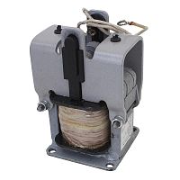 Электромагнит ЭМ33-51311 220В 50Гц толкающее и тянущее исполнение ПВ=100% 40% У3 Реле и Автоматика A8014-80097780