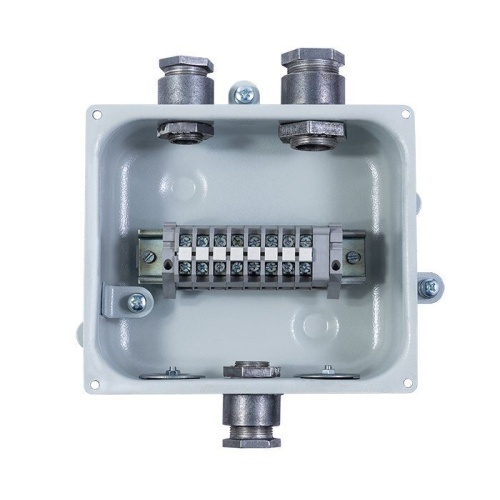 Коробка клеммная КЗН-08 У3, 8 зажимов, IP31 (заглушка металл) (ЭТ) | код ET013205 | Электротехник