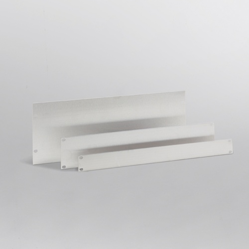 Панель глухая для 19 щита, крашенная сталь, 2 HE, RAL7035 | код WA116LB | ETA