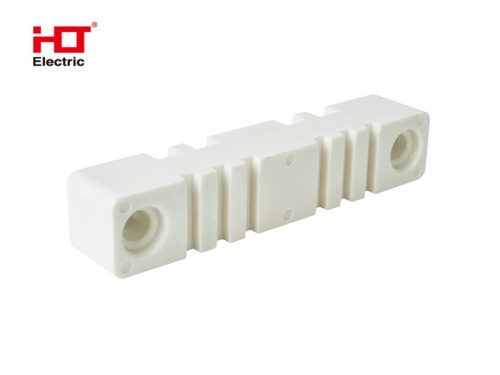 Изолятор шинный плоский ИШП для шин 5 и 10 мм 180 мм HLT | код 086-05-10 | HLT Изолятор шинный плоский ИШП для шин 5 и 10 мм 180 мм HLT | код 086-05-10 | HLT