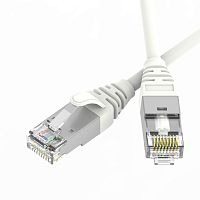 Патч-корд экранированный Ultra SLIM CAT6A S/FTP 4х2, 30 AWG, LSZH, белый, 0,3м | код RN6ASF4503WH-30 | DKC