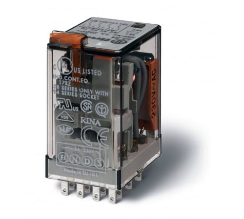 Реле миниатюрное универсальное монтаж в розетку контакты AgNi 4CO 7A катушка AC (55.34.8.230.0000) | код 553482300000 | FINDER