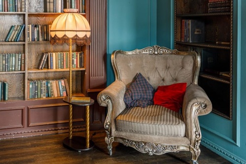 Светильник НТБ-11-60-101 со столиком Швейцарский вяз Ларсен-1 | код 300702 | Эркадо