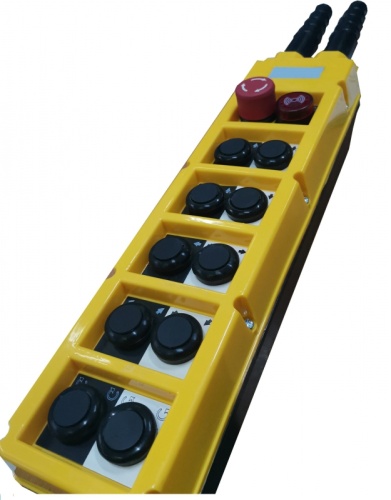 ПКТ-100Б-C-З-220В(PLB10713.SZ.220.BR) (10 кнопок 1НО+ Зуммер красный 220В + Гриб с фиксацией 1НЗ) пульт | код PLB10713.SZ.220.BR | Briswik