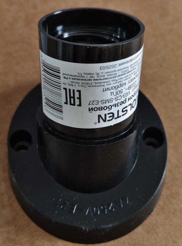 Патрон резьбовой V03-CS-SMS-E27 E27 220В 4А под лампу карболит Volsten 12217 фото 3 Патрон резьбовой V03-CS-SMS-E27 E27 220В 4А под лампу карболит Volsten 12217 фото 3