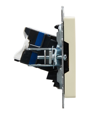 BRITE Роз. комп. 2-ая RJ45 кат.6 РК11-2-БрКр беж. IEK | код BR-K20-2-K10 | IEK фото 4