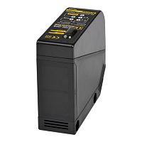 Фотоэлектрические датчики с универсальным питанием прямоугольный 25x65?80мм, материал корпуса: пластик (поликарбонат), диффузный, положение излучателя/приемника фронтальное, инфракрасный LED (940нм), расстояние срабатывания: 700мм, время срабатывания: 20м