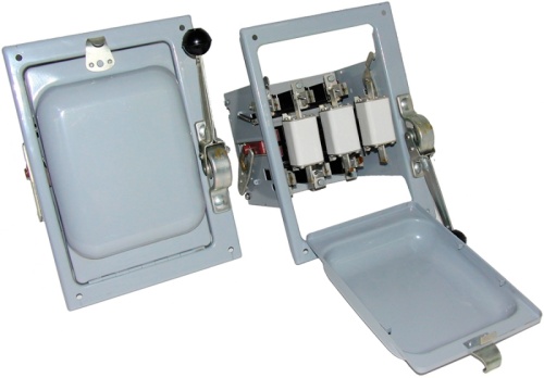 БПВ-1У3, 100А, медные держатели, без ПН2, блок с предохранителем-выключателем (ЭТ) | код ET002805 | Электротехник