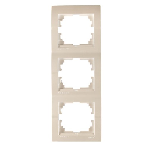 DERIY Рамка 3-ая вертикальная жемчужно-белая металлик | код 702-3000-153 | LEZARD DERIY Рамка 3-ая вертикальная жемчужно-белая металлик | код 702-3000-153 | LEZARD