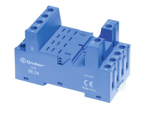 Розетка с винтовыми клеммами (с зажимной клетью) для реле 56.34, применяются модули 86.00, 86.30, 99.02, в комплекте металлическая клипса 096.71, серый цвет, версия для ЖД-транспорта | код 96047SMA | FINDER