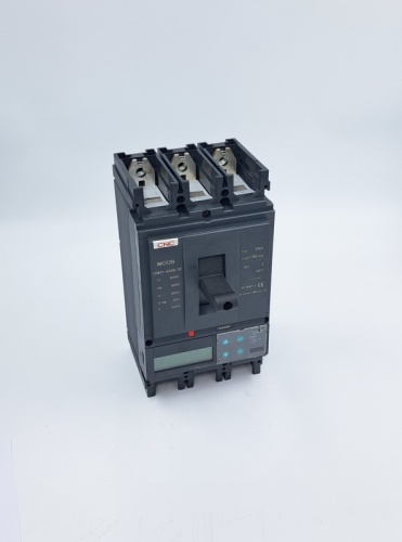 Выключатель в литом корпусе YCM3 Y 400H 3P 400А 85кА | код B030102 | CNC