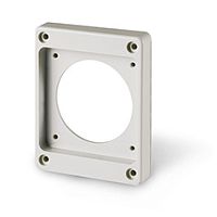 Пластрон 84x106mm с отверстием 75x75mm, с уплотнителем, IP66 | код 654.0108 | Scame