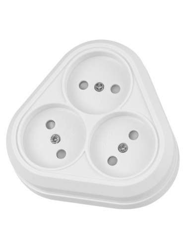 Розетка треугольная 2П открытой установки IP20 10A с защитными шторками белая Ладога TDM | код SQ1801-0137 | TDM