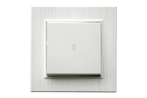 Выключатель проходной 1-клав. Karea LINE STAR жемчуж. Makel 86100005