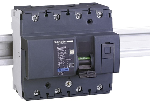 Выключатель автоматический четырехполюсный NG125H 16А C 36кА | код. 18733 | Schneider Electric 