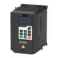 Преобразователь частоты, 1ф. питание 220В, выходная мощность 0,4 кВт, встроенный тормозной прерыватель и ЭМС фильтр | код V2000-S0P40G | DKC