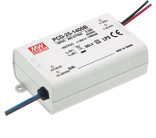 Источник питания AC-DC, 25Вт, стабилизатор тока, вход 180…295В AC, выход 700мА/24-36В, ККМ, изоляция 3750В AC, в кожухе84х57х29.5мм, -30…+60С, возможность подключения диммера на входе | код PCD-25-700B | MeanWell
