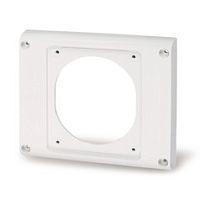 Пластрон 136x125mm с отверстием 84x106mm, с уплотнителем, IP66 | код 654.0126 | Scame