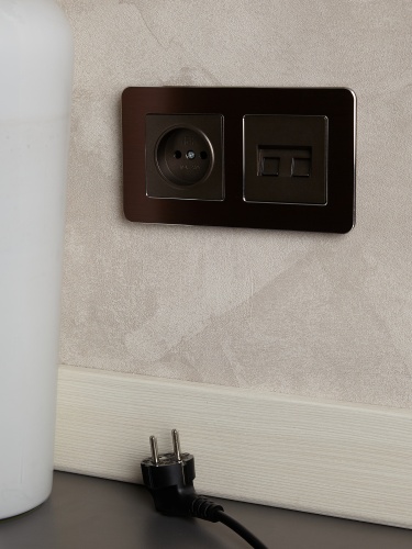 BRITE Роз. комп. 2-ая RJ45 кат.6 РК11-2-БрТБ бр. IEK | код BR-K20-2-K45 | IEK фото 4 BRITE Роз. комп. 2-ая RJ45 кат.6 РК11-2-БрТБ бр. IEK | код BR-K20-2-K45 | IEK фото 4