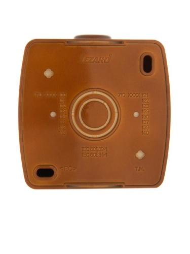 HATA Розетка с заземлением с крышкой керамика сосна | код 710-0800-123 | LEZARD фото 2