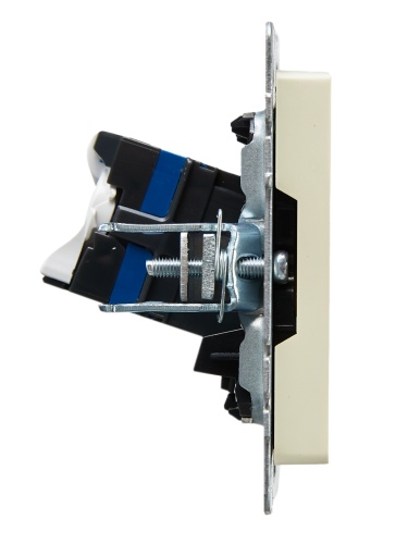 BRITE Роз. RJ45 комп.кат.6 РК11-БрКр беж. IEK | код BR-K10-2-K10 | IEK фото 2 BRITE Роз. RJ45 комп.кат.6 РК11-БрКр беж. IEK | код BR-K10-2-K10 | IEK фото 2