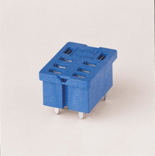 Розетка для монтажа на плате для реле 56.32, в комплекте металлическая клипса 094.51 | код 9612SMA | FINDER