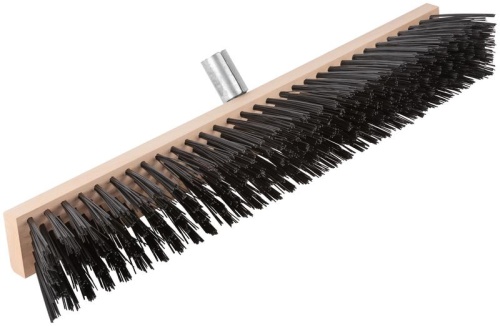 Щетка уличная Профи деревянная, жесткая щетина, металлическая тулейка под углом, 5-ти рядная, 600х65 | код 68058 | FIT