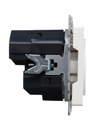 BRITE Роз. с з/к/ш 16А с USB A+A 3,1А РЮш10-2-БрЖ жемч. IEK | код BR-R14-16-U21-D31-K36 | IEK фото 7